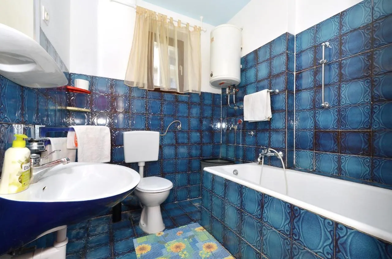 Apartments By The Sea Arbanija, Ciovo - 8651  Trogir